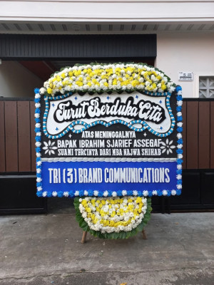 Papan Bunga Duka di Takkalala